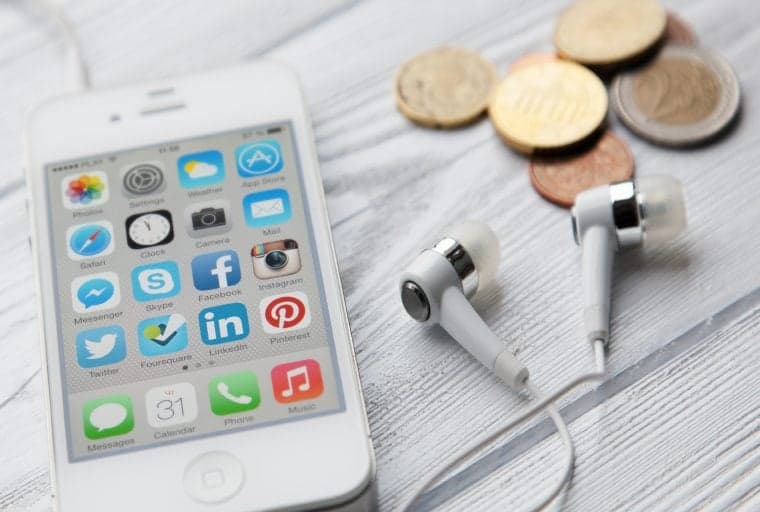 Bitcoin in Brief Saturday: “Social” Coins, Crypto Vending, Blockchain Mileage