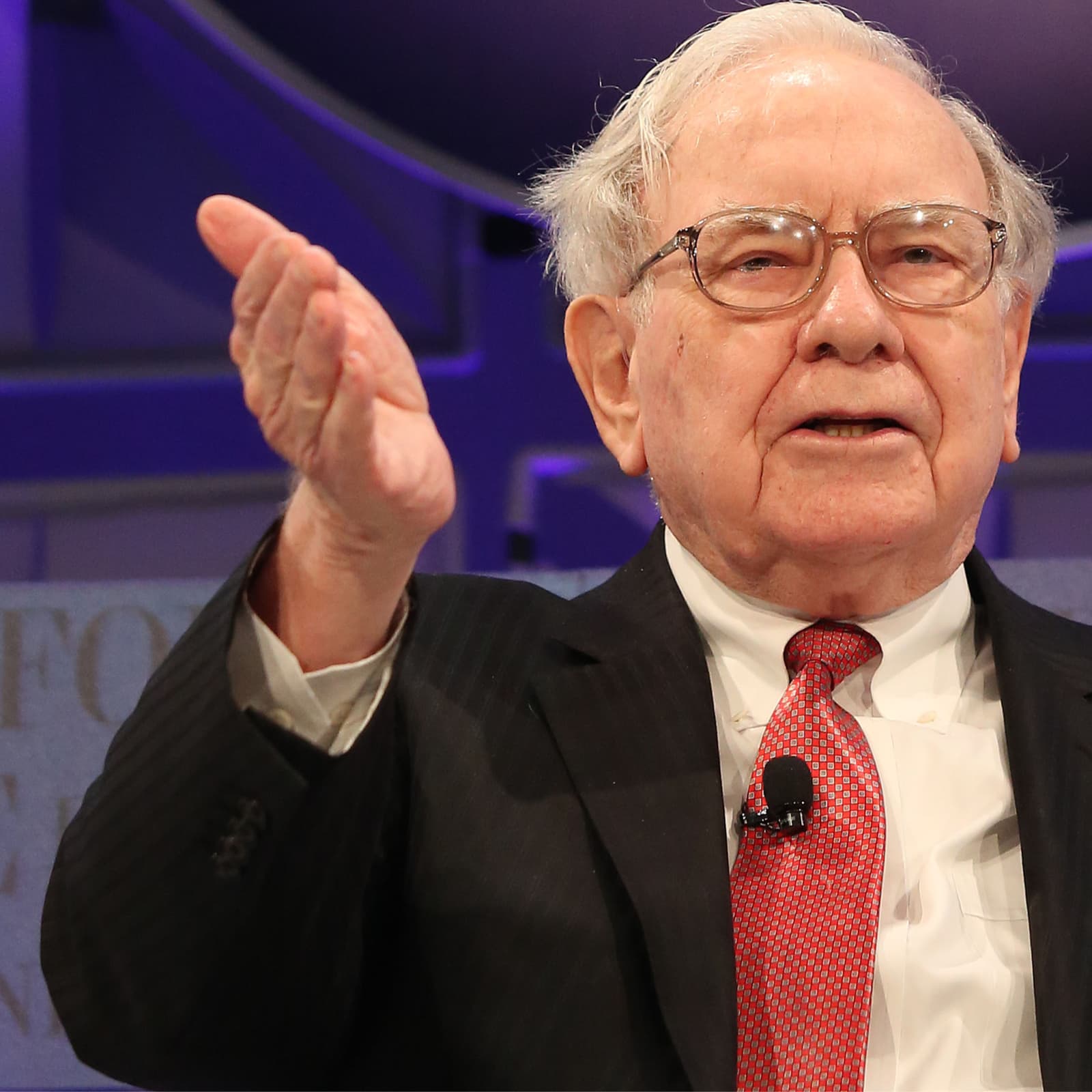 Bitcoin in Brief Monday: Elon Musk Takes on Bitcoin-Bashing Warren Buffett