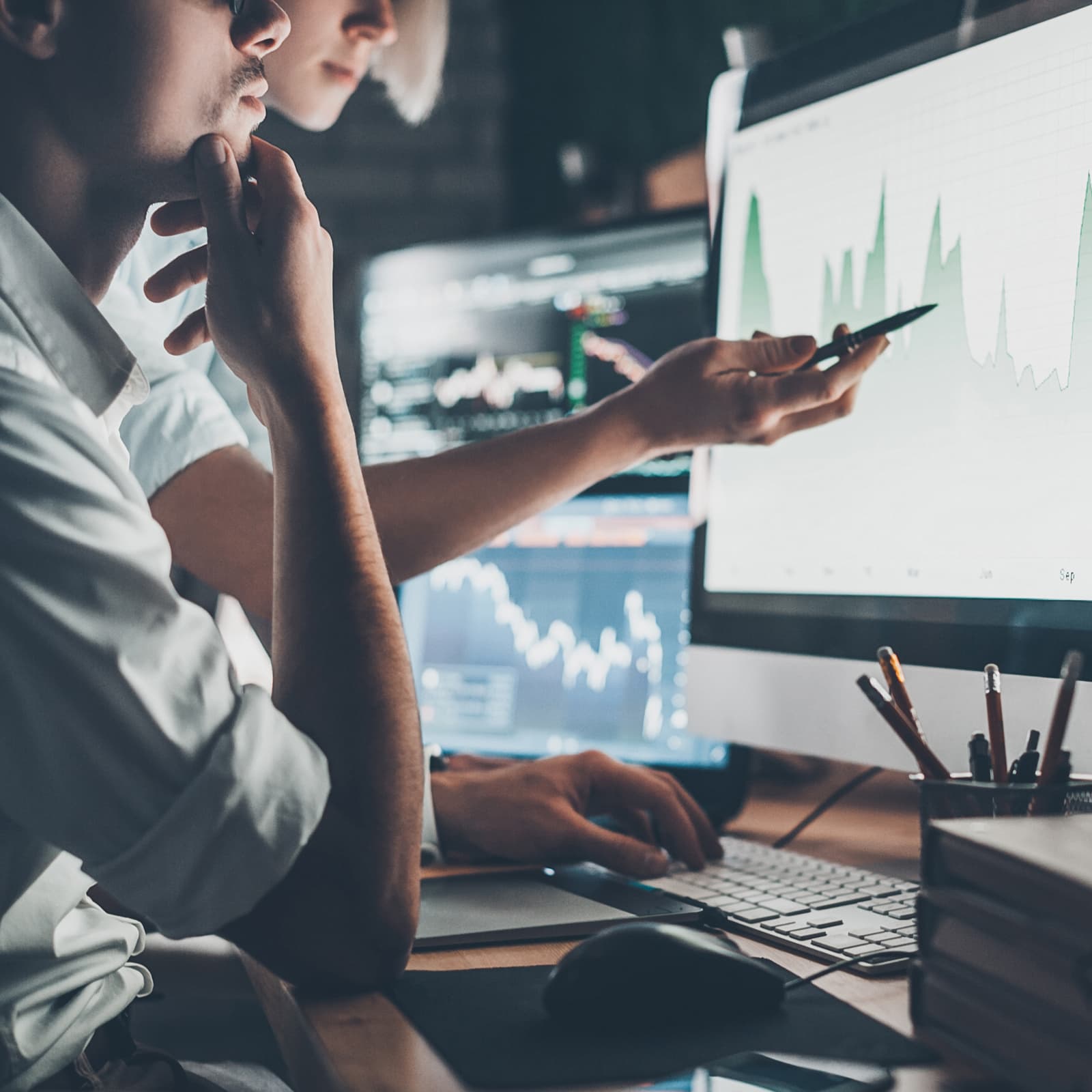 Markets Update: Stable Cryptocurrencies and Unstable Pegged Coins