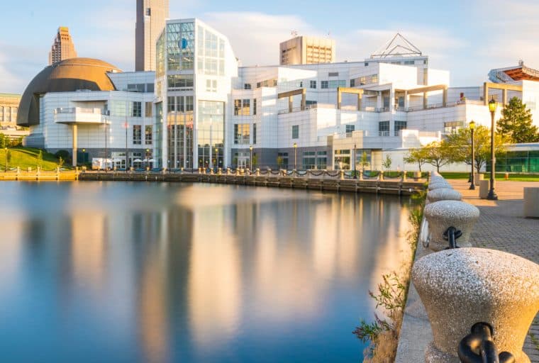 The Daily: US Museum to Accept Bitcoin, Estonia Grants License to B2BX Exchange