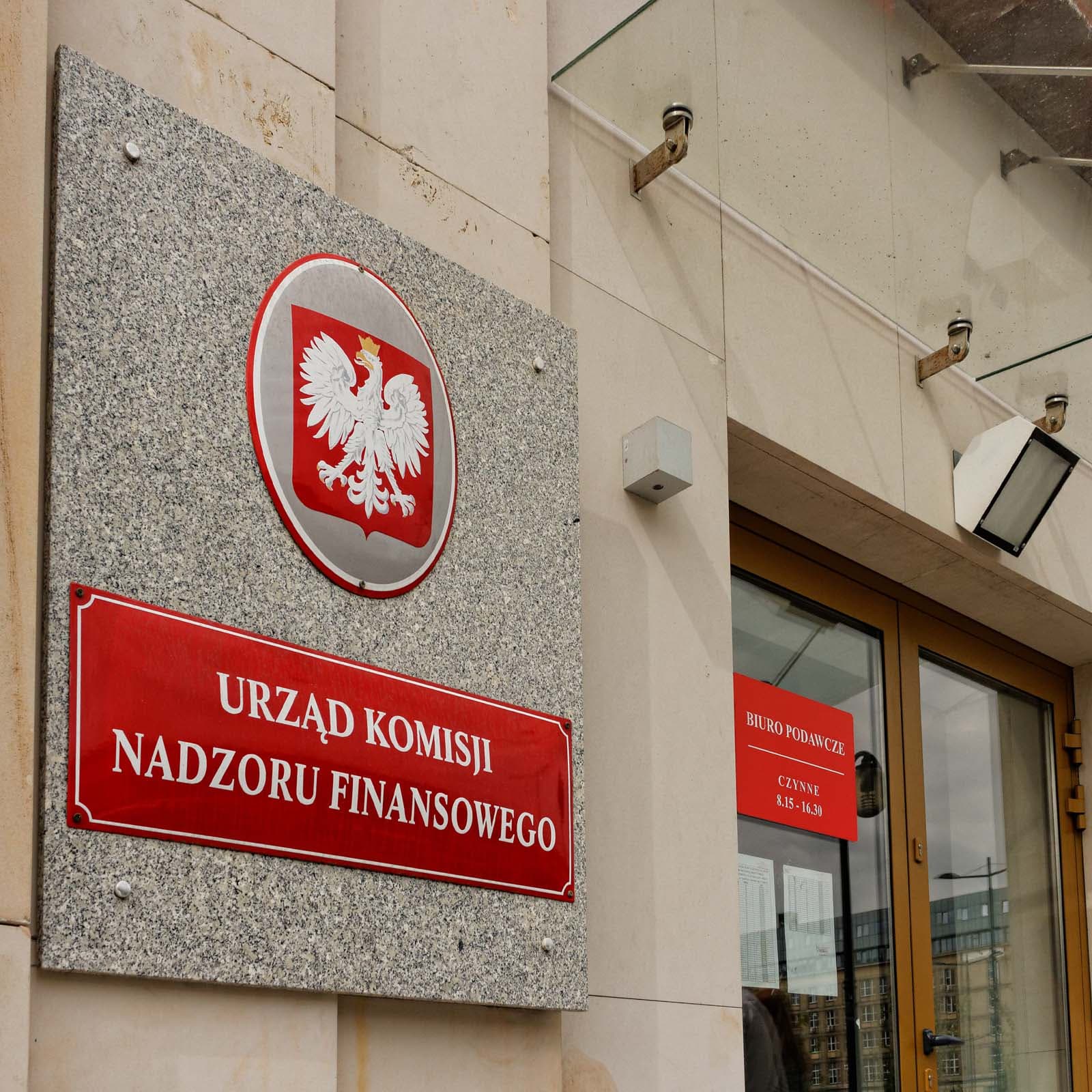 The Daily: Crypto Startups Licensed in Poland, Bank Trials Cryptocurrency Wallet