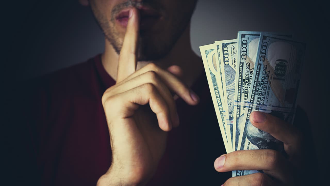 Bitcoin Email Scams 2020: Threatening Blackmail Tactics Used to Demand BTC