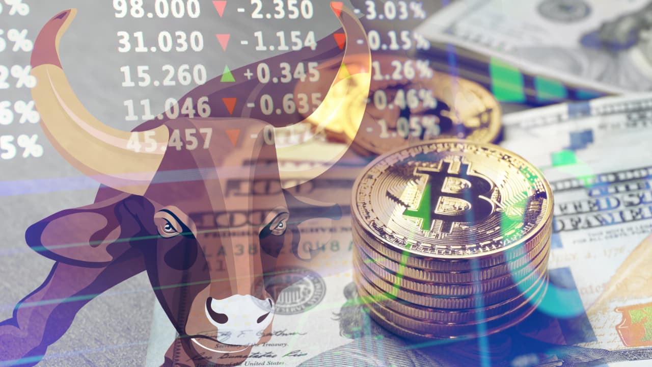 Bitcoin Skeptic Turns Bitcoin Bull: Billion Dollar Company Buys 17K BTC in 74 Hours