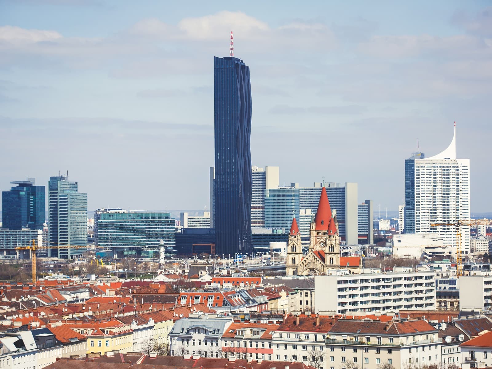 Bitcoin.com Is Giving Away 6 Tickets for the Anon Blockchain Summit in Austria