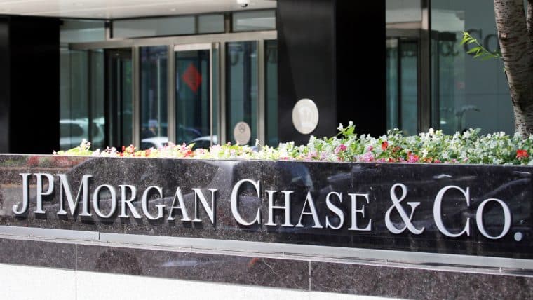 JPMorgan Chase Starts Accepting Bitcoin Businesses for Banking Services