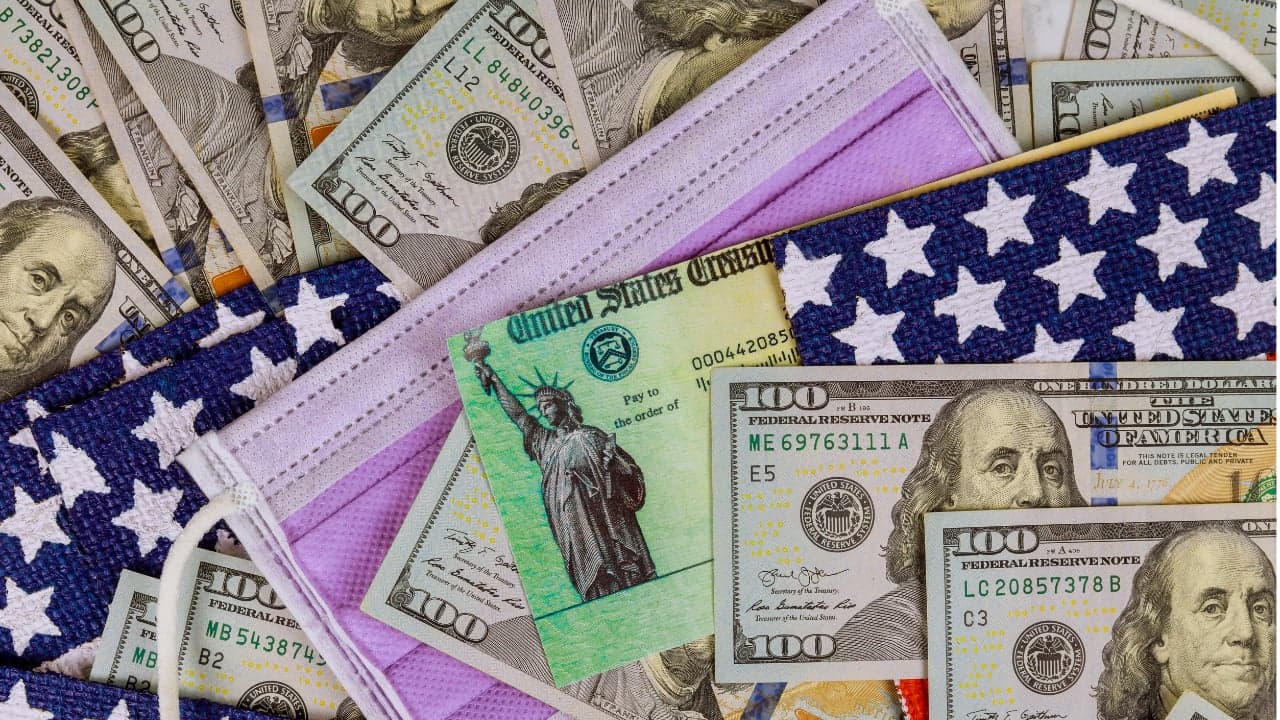 New Push for Second Stimulus Checks: Analysts Predict When Another Relief Package Will Pass