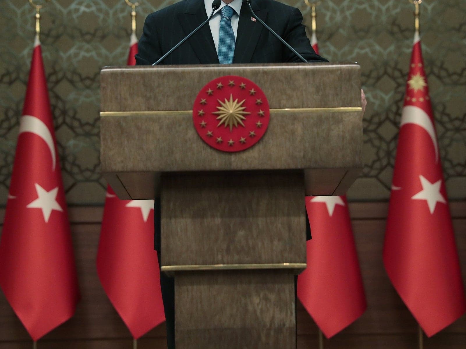 Turkish Government Freezes Over 3 Million Bank Accounts