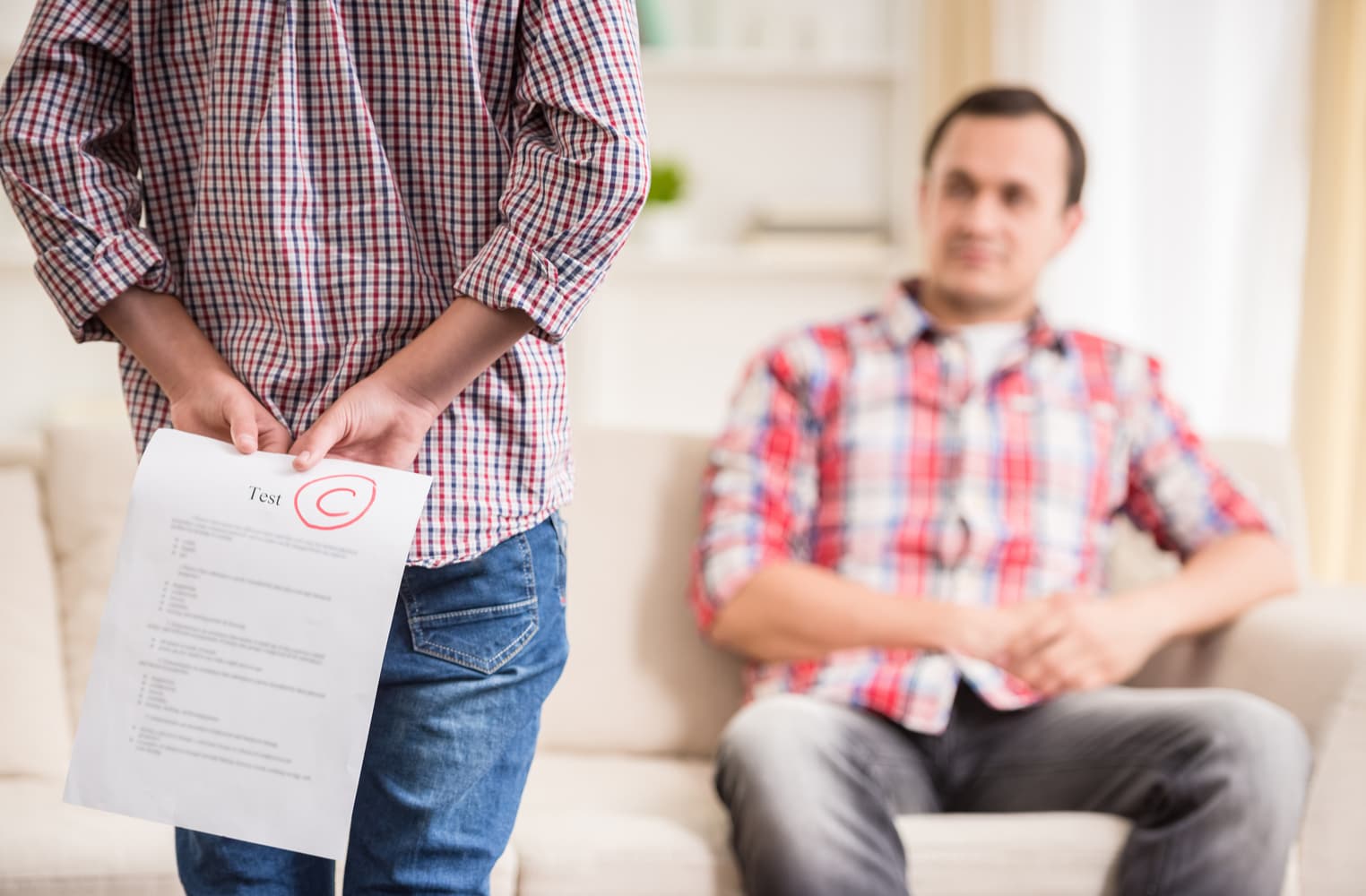 Weiss Ratings Downgrades EOS to 'C-'