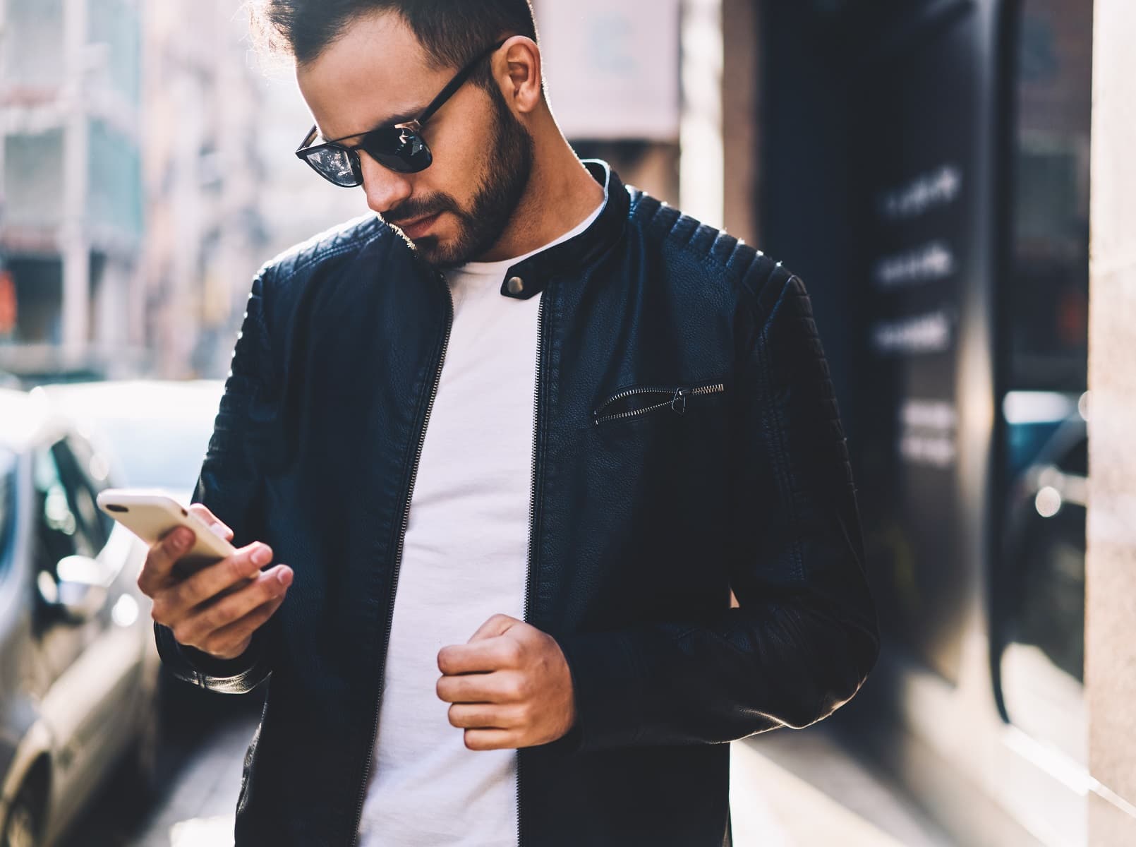 Millennial and Male: 3 Crypto Card Issuers Profile Their Average User