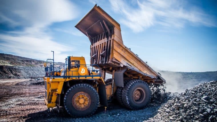 Bitcoin Price Dump: Miners Start Selling 9,000 BTC, Possibly Opening Bear Cycle