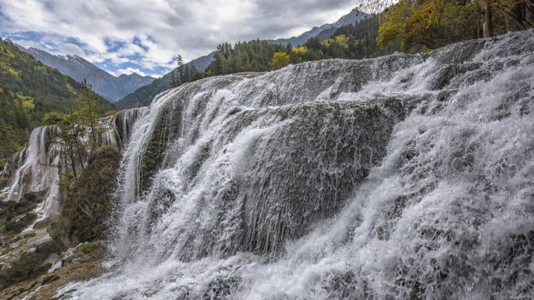 Sichuan Officials Continue to Foster the Relationship Between Bitcoin Mining and Hydropower