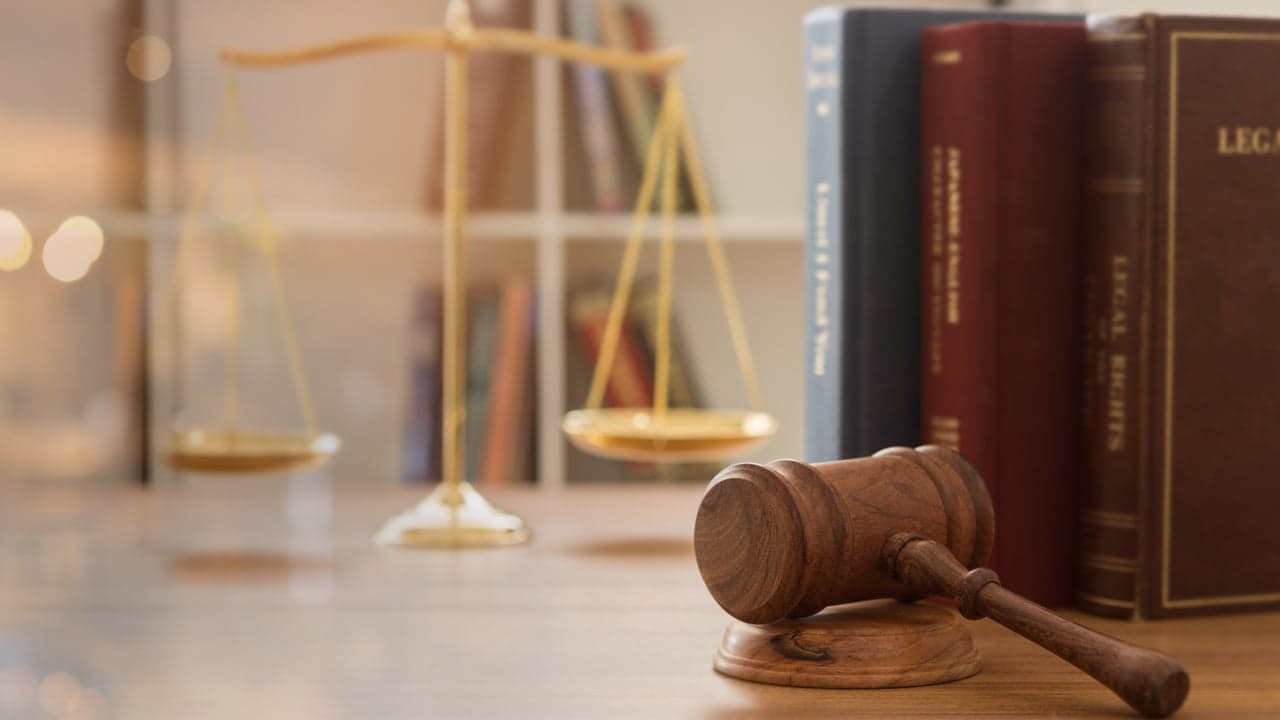 Judge Dismisses $200M Damages Claim in SIM-Swap Crypto Lawsuit Against AT&T