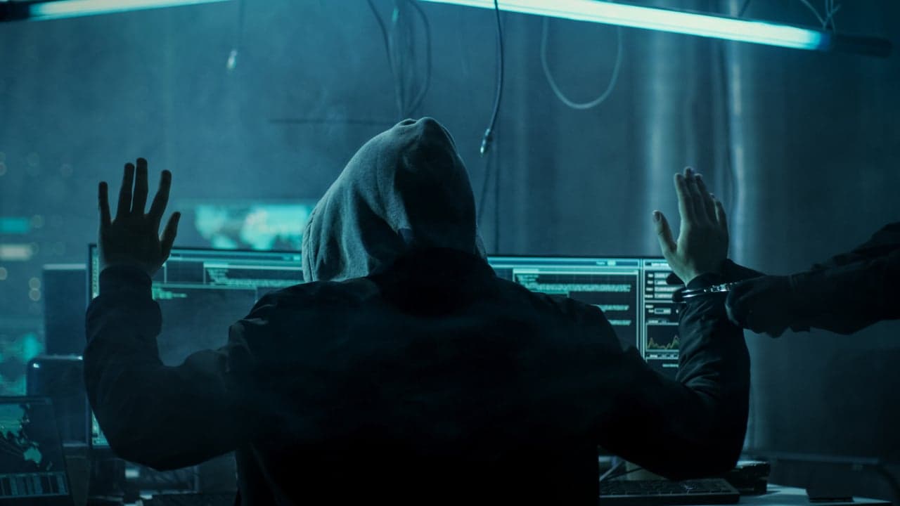 While Darknet Users Search for New Markets, Global Law Enforcement Reveals Mass Arrests