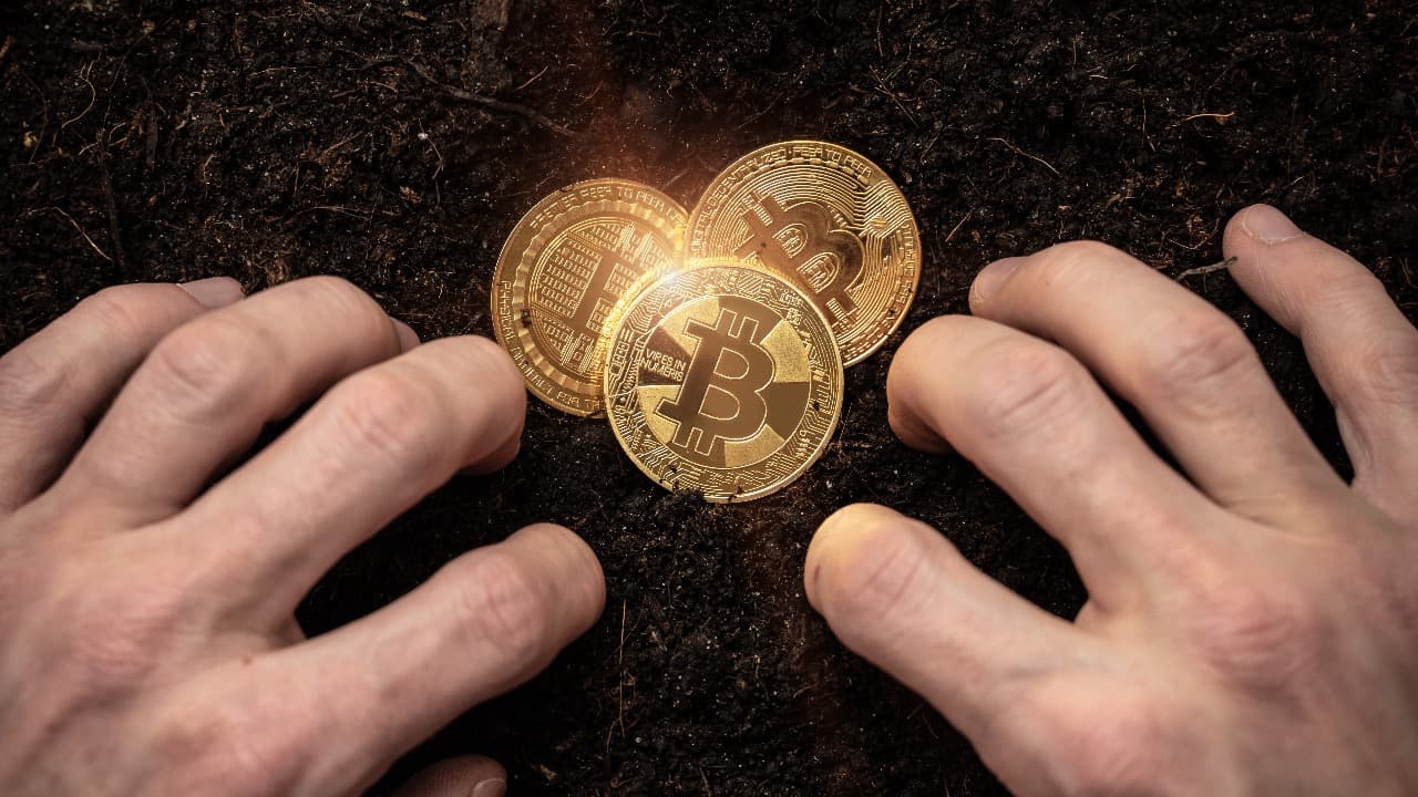 Silk Road Bitcoin Seizure: Analytics Firm Claims Tokens Worth Millions Still Outstanding