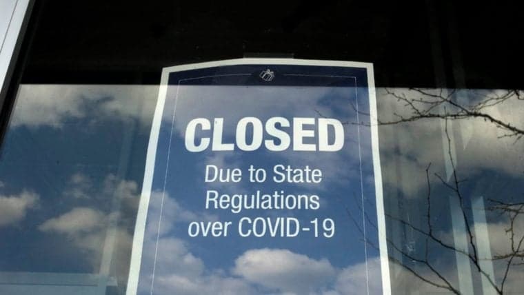 US Banks Face a Massive Commercial Real Estate Crisis Looming on the Horizon