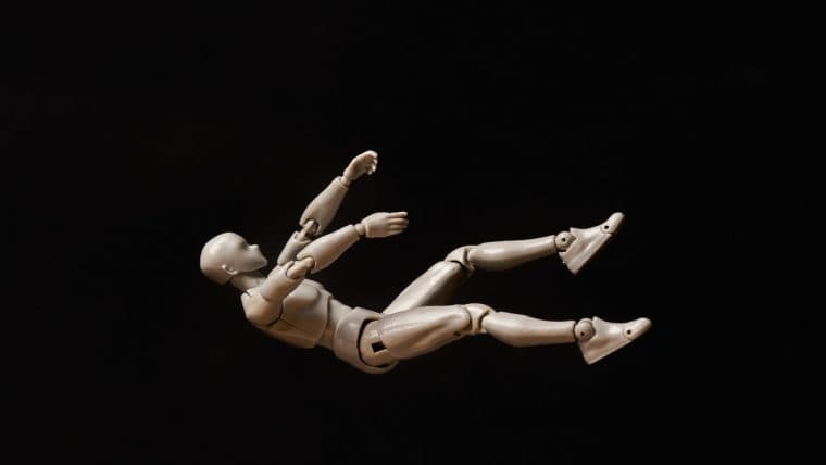 XRP Token Plunges Nearly 40% Following the Announcement of SEC Charges Against Ripple