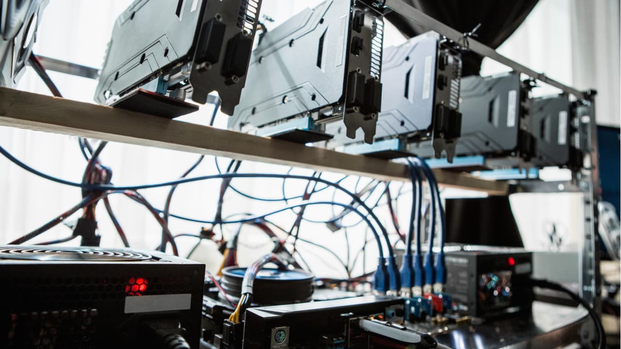 Russian Crypto Mining Companies Are Expanding Capacity as the Country Becomes a 'Preferred Hotspot'