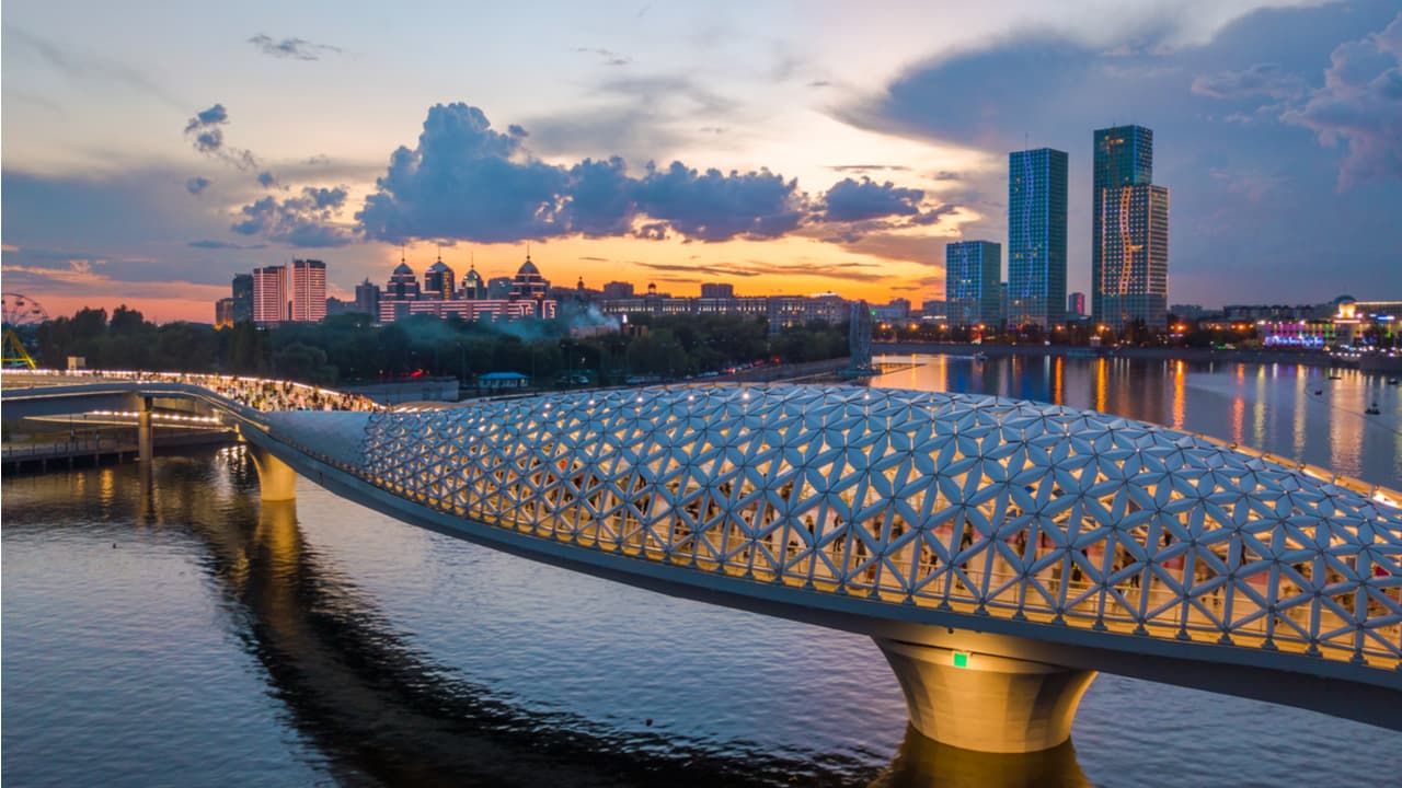 Chinese Firm Bit Mining Invests $9M to Build 100 Megawatt Bitcoin Farm in Kazakhstan