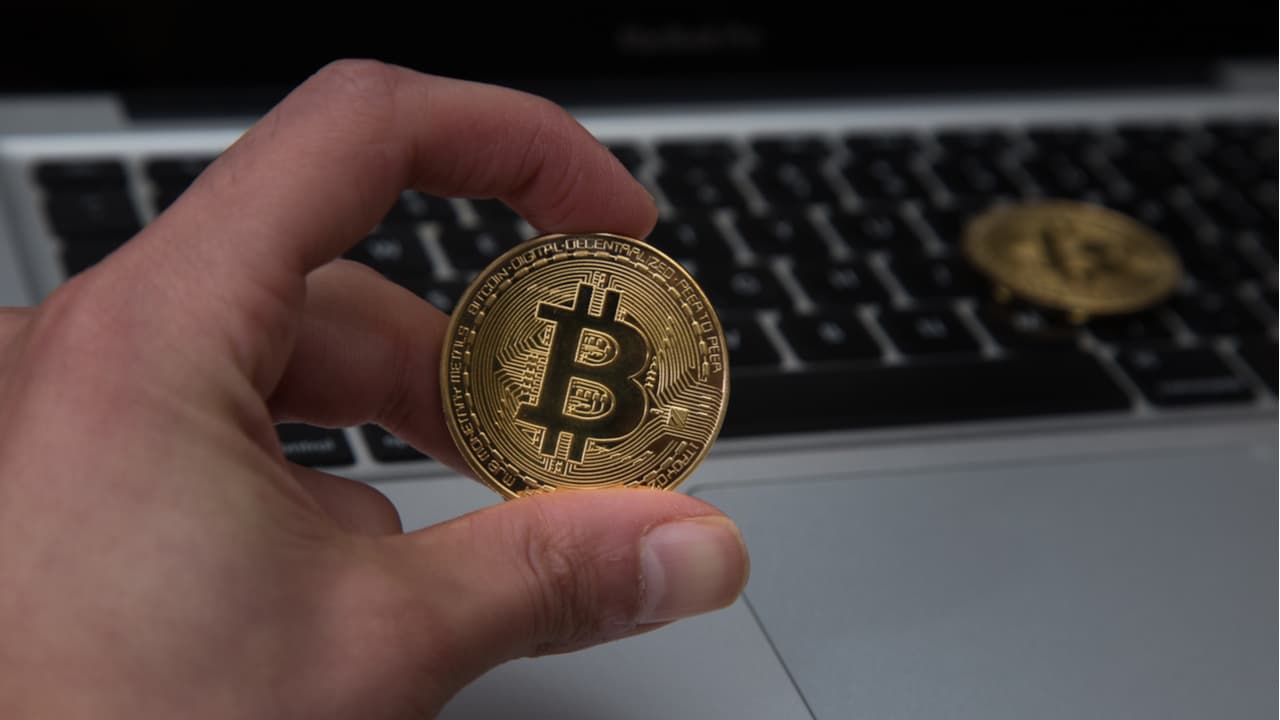 Bitcoin, Ethereum Technical Analysis: BTC, ETH Prices Mainly Unchanged to Start the Weekend