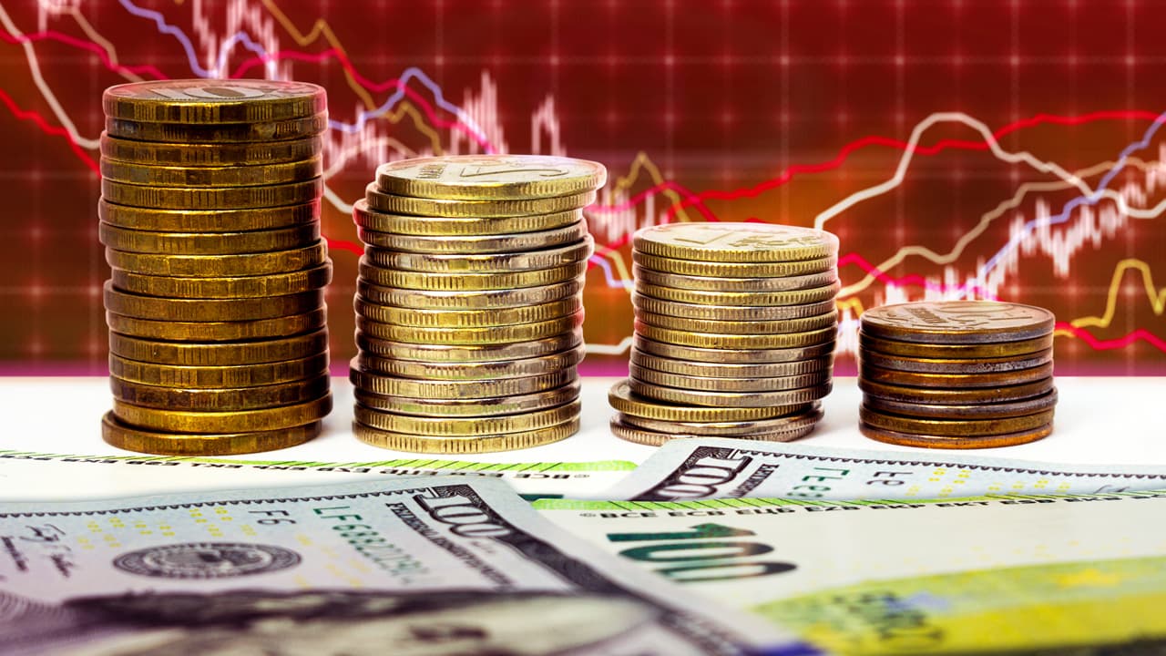 Expert Warns of Possible Deflationary Depression as Money Supply Contracts: 'Pay Attention to QT and the Money Supply'