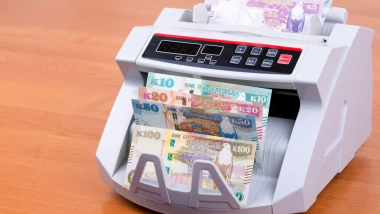 Report: Zambian Currency Poised for First Quarterly Decline Since 2020