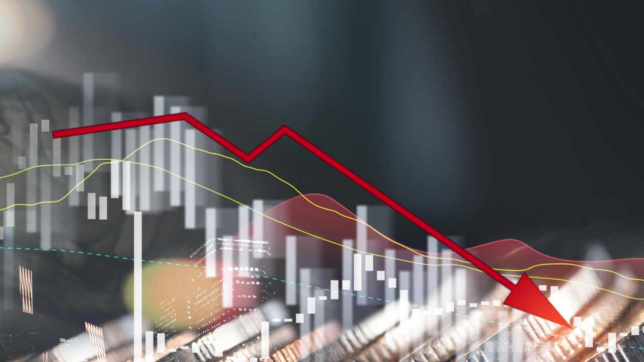 Strategist Expects US Recession by Year-End, Fed Tightening to Drag Down Economy