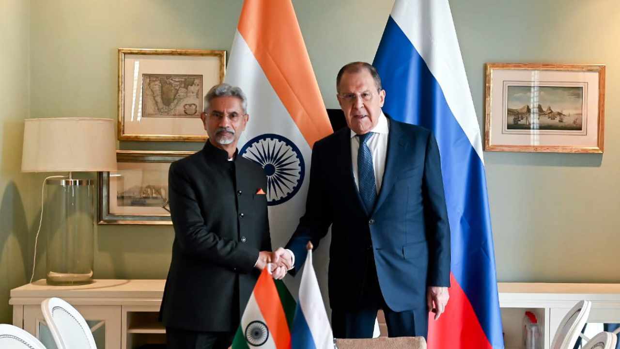 Indian and Russian Foreign Ministers Discuss Cooperation in BRICS, G20, SCO