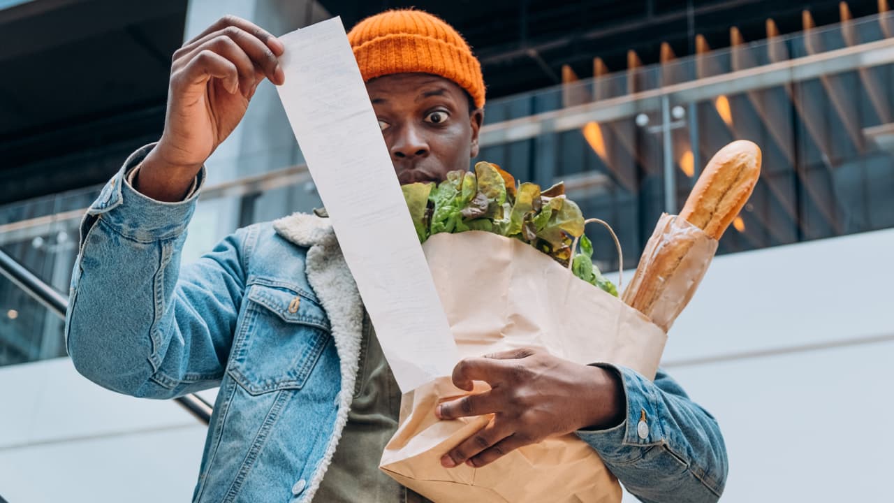 US Inflation Climbs to 3.2% in July, Stoking Concerns and Dividing Market Opinions