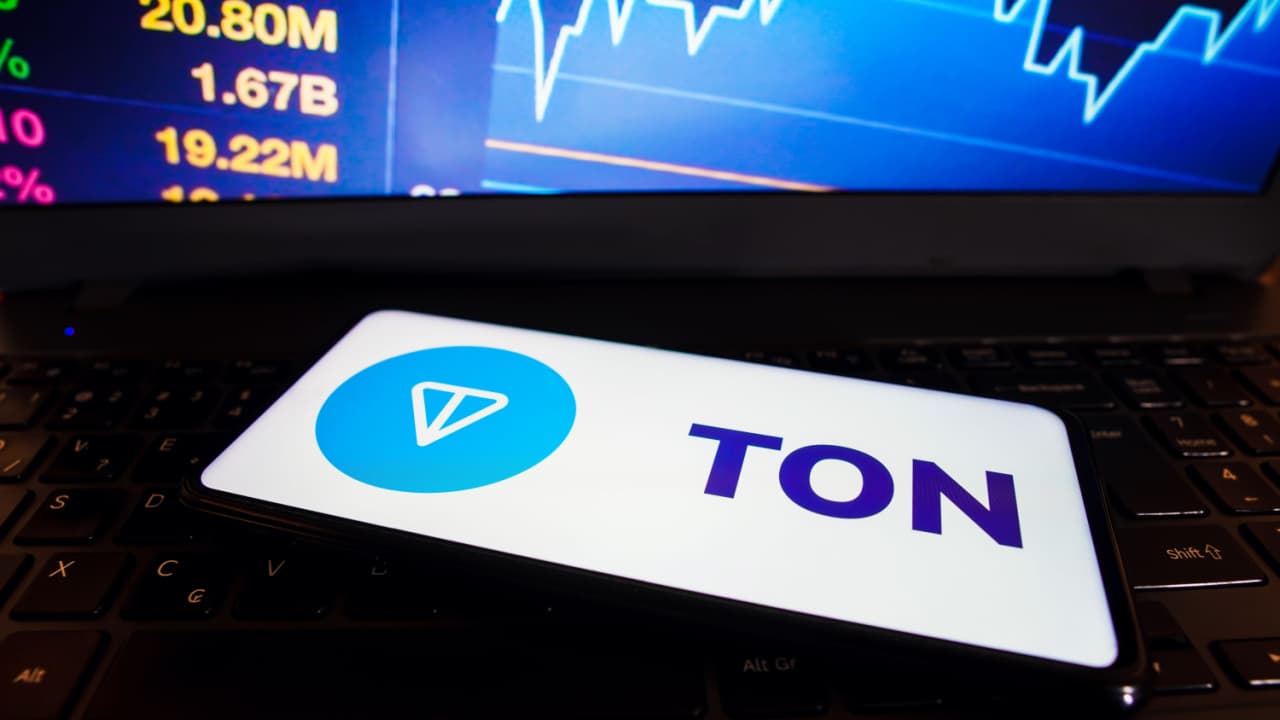 Biggest Movers: TON Hovers Above $2, ADA Bears End 4-Day Winning Run