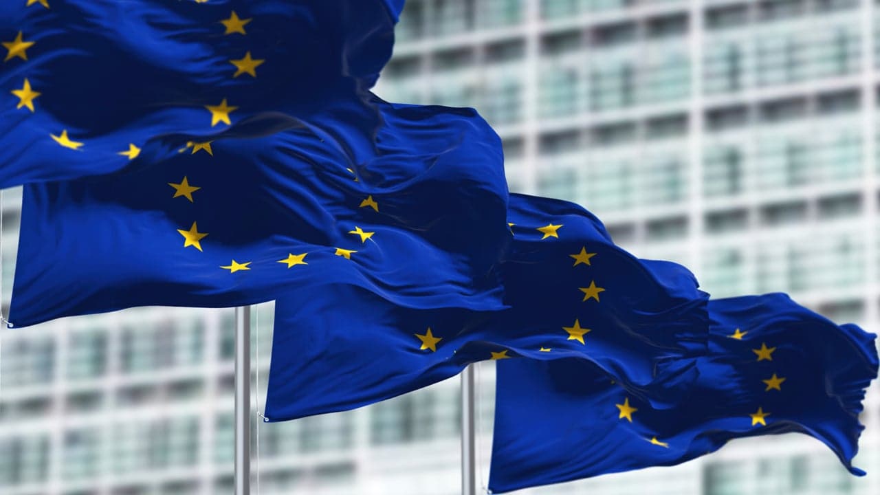 Отчёт: ЕС составляет всего 6% хешрейта майнинга Bitcoin, США значительно опережают Китай