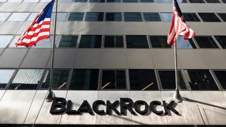Blackrock Busca Aprobación de la SEC para Ofrecer Opciones en ETF de Bitcoin al Contado — Ishares Bitcoin Trust Ahora Posee 28,622 BTC