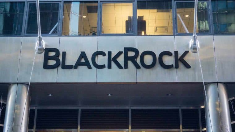 Las tenencias de ETF de Bitcoin al contado de Blackrock se acercan a los 204K BTC a medida que la demanda se dispara