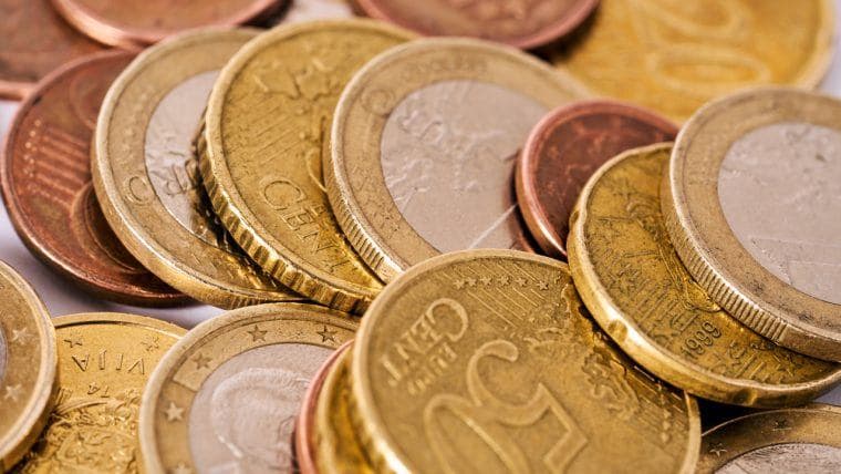 Lo status di valuta di riserva dell'euro minacciato mentre la sua quota di detenzioni di riserve estere diminuisce