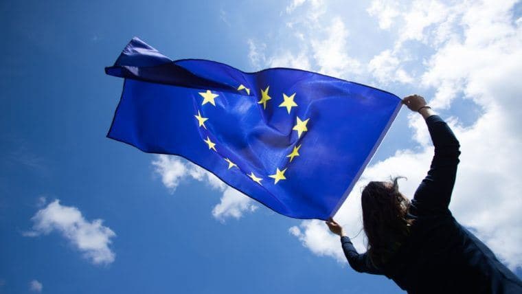 Okx Vai Com Tudo na Europa Após Garantir Licença MiCA para 28 Países