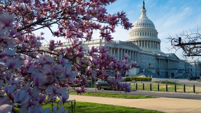 Nouveau projet de loi propose des réglementations strictes pour les stablecoins avec la supervision de la Réserve fédérale