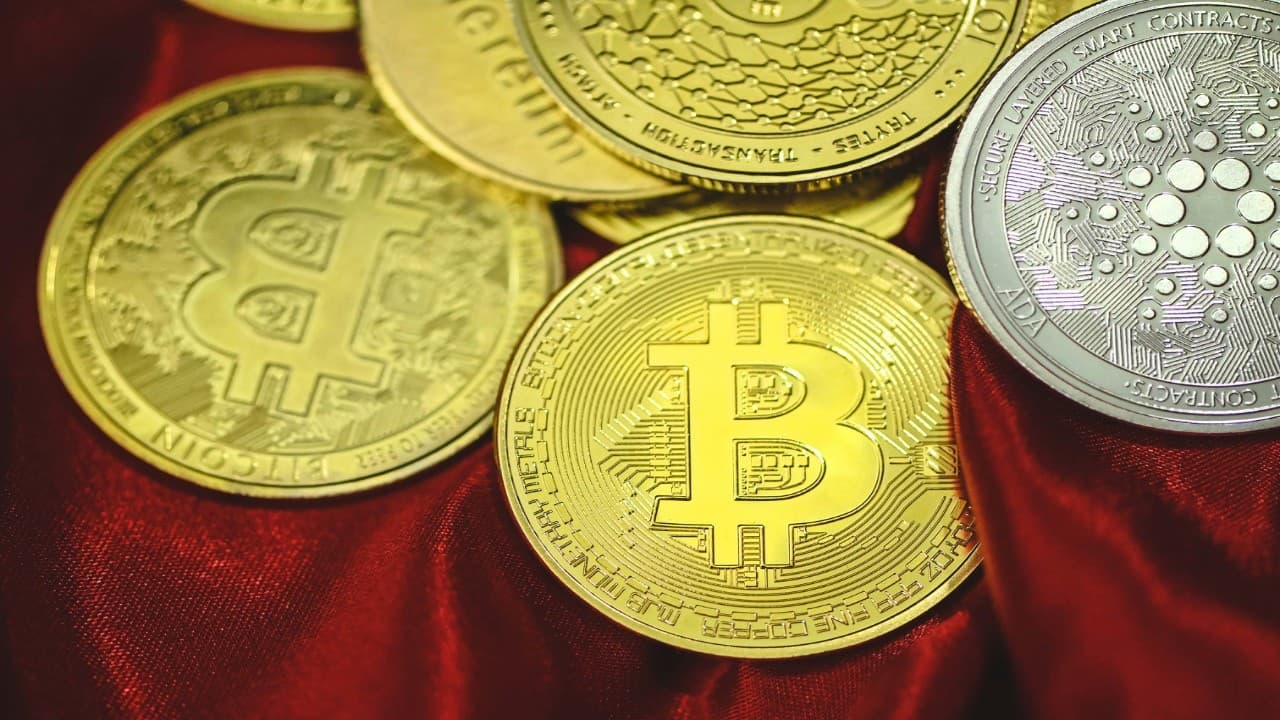 Bitcoin ईटीएफ $275 मिलियन इनफ्लो के साथ पुनः प्राप्त, ईथर ईटीएफ का आउटफ्लो 9वें दिन तक जारी