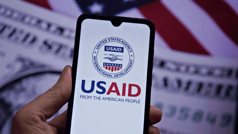 La Administración Trump Propone Blockchain para la Transparencia en la Adquisición de USAID