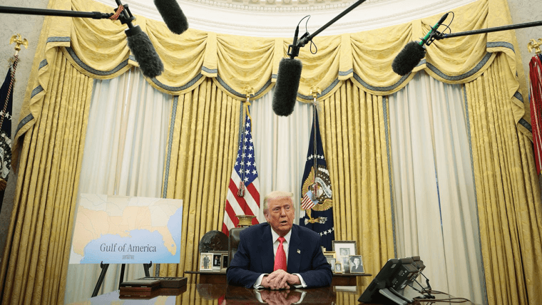 Trump Makes History With First-Ever White House Digital Asset Summit