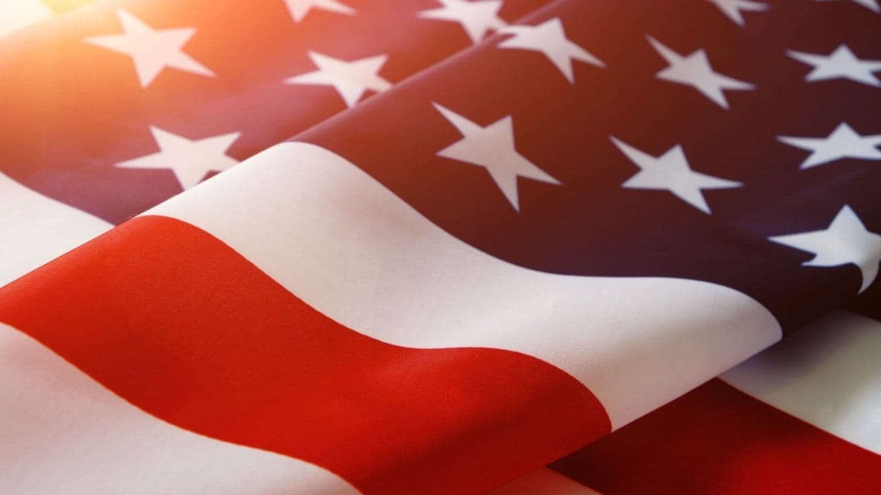 Czar de Criptomoedas da Casa Branca Confirma que os EUA Estabelecerão Reserva com Bitcoin e Outras Principais Criptomoedas