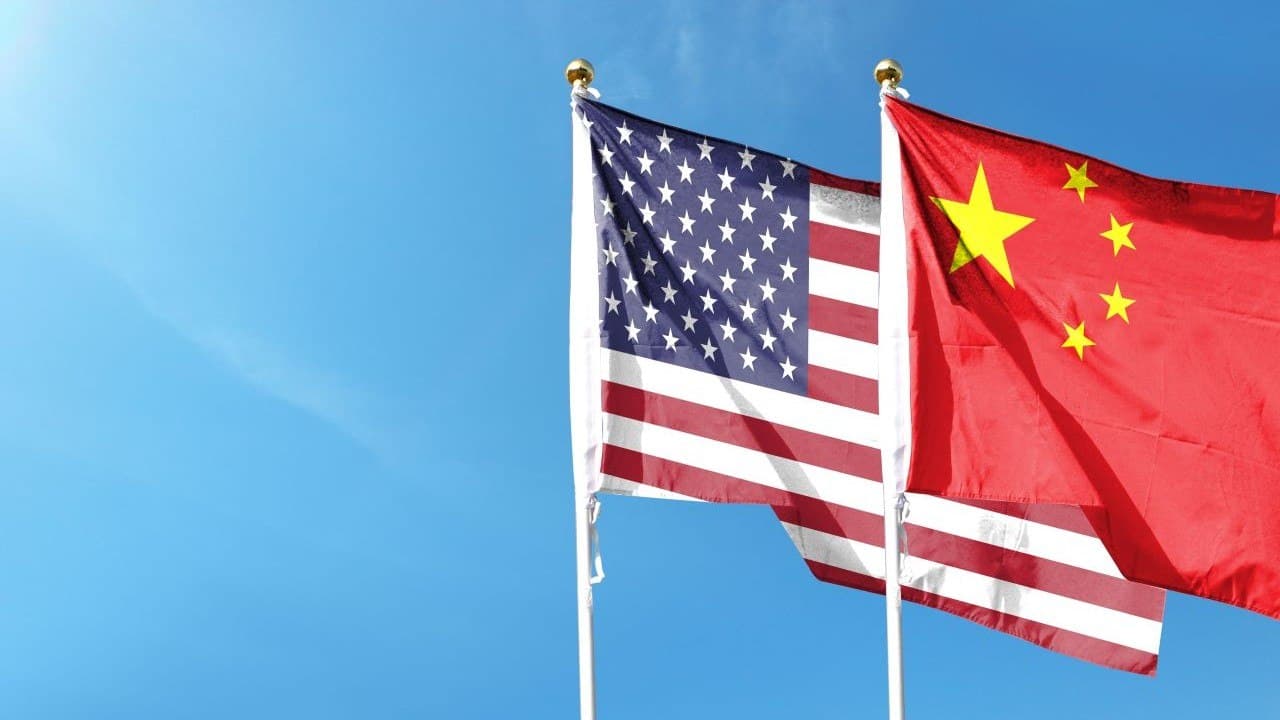 Bitcoin wzrasta do $95K, ale niepewność taryfowa nadal utrzymuje się