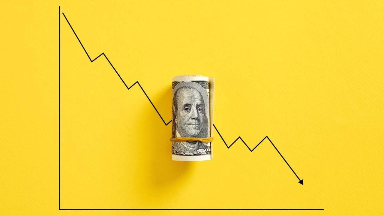 Bitcoin Soars as USD Continues to Plummet