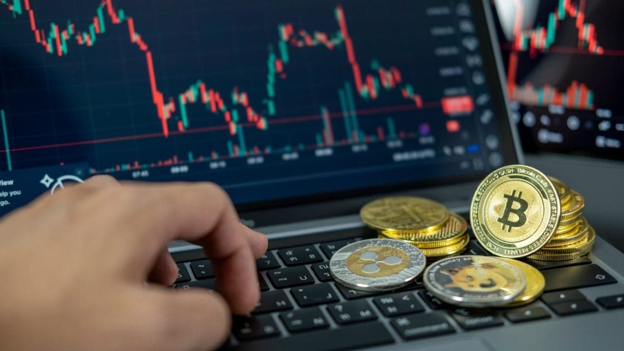 Coinshares: Crypto Funds Bleed $795 Million As Tariff Fears Deepen Market Gloom