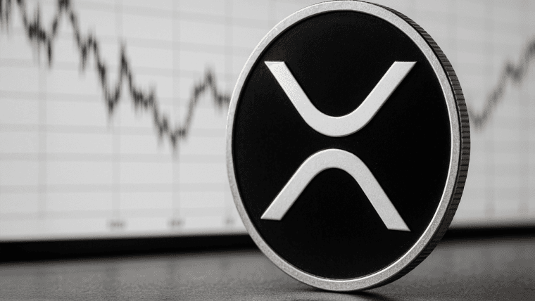 XRP Price Watch: Traders Brace for Breakout as Volume Patterns Shift