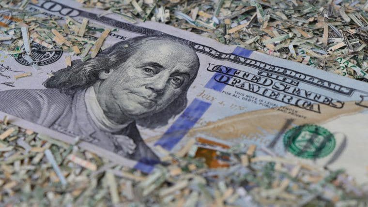 De-Dollarization Surges in Asia, Challenging Dollar Dominance in Global Trade