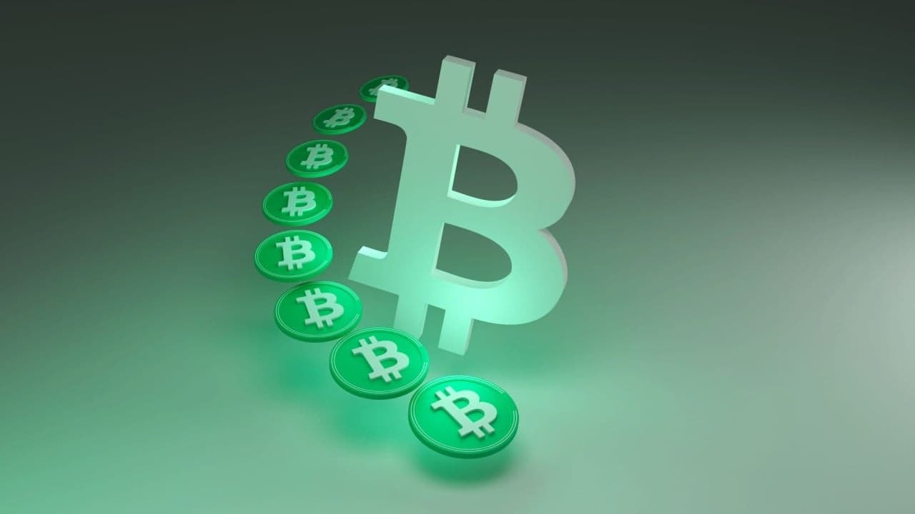 Bitcoinowe ETF-y przyciągają napływ 412 milionów dolarów, podczas gdy ETF-y Ether odzyskują 21 milionów dolarów.