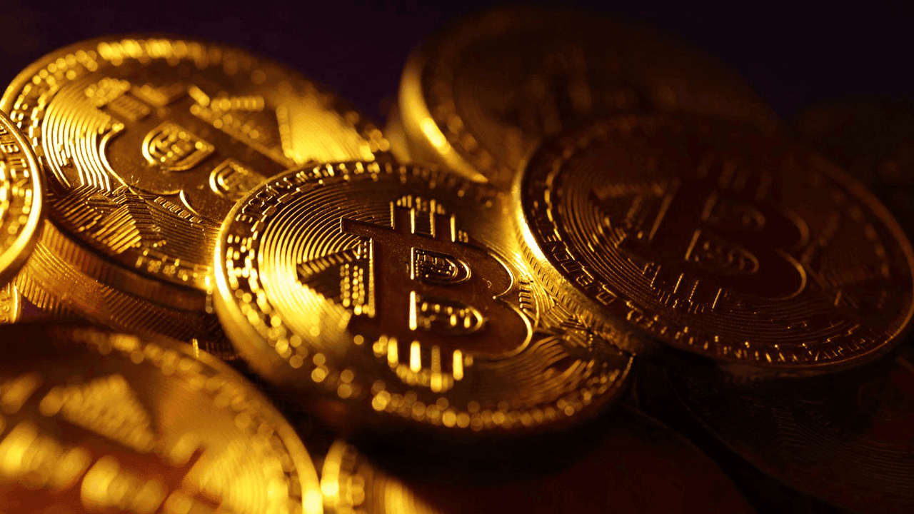 Bitcoin Price Watch: Momentum Weakens as Volume Drops Across Timeframes