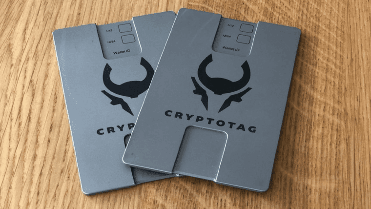 Rapport : La 'Famille Bitcoin' Abandonne les Portefeuilles Matériels pour des Graines en Acier Après une Peur Mondiale de Kidnapping dans le Domaine des Cryptomonnaies