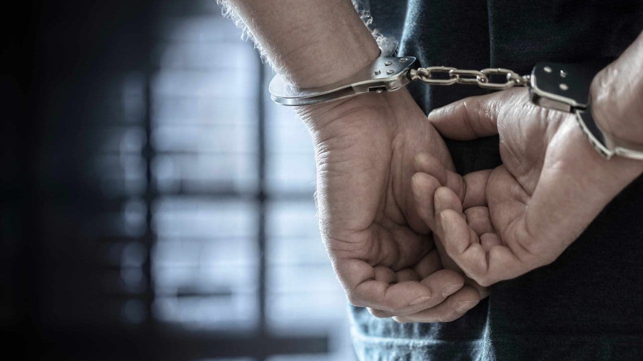 França Acusa 25 Pessoas por Ataques Cripto Violentos Ligados a Planos de Sequestro