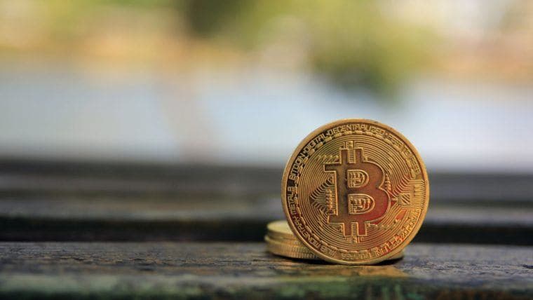 Bitcoinowe ETF osiągają 8-dniową passę z napływem 297 milionów dolarów, podczas gdy ETF na Ether kontynuują zwycięskie pasmo.