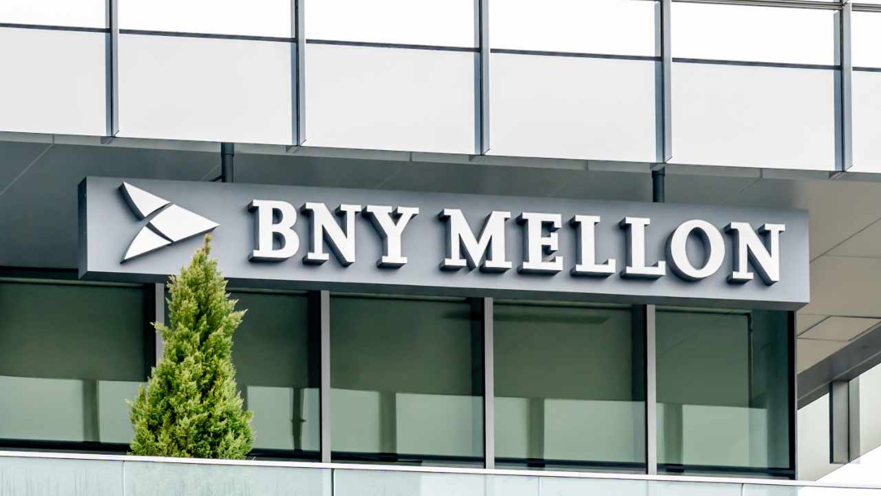BNY Mellon et Goldman Sachs visent le marché des fonds de 7T $ avec la tokenisation d'actifs numériques